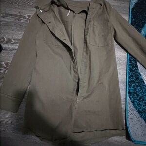 WinWin Khaki Outerwear